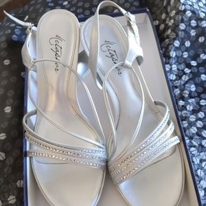 Gorgeous heeled dress shoes!